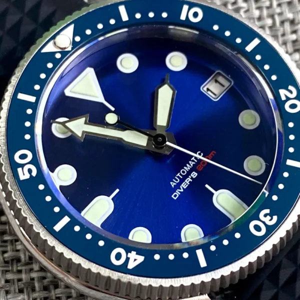37mm-skx-steel-diver-mechanical-watches-sunburst-blue-waffle-rubber-bracelet-green-luminous-markers-3-8-5-webp