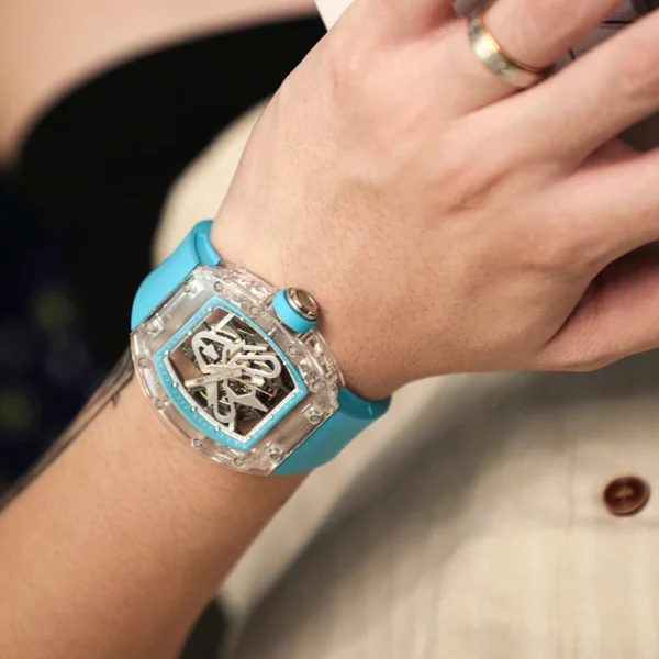 cronusart-sapphire-case-automatic-mechanical-watch-with-clear-crystal-dial-water-resistant-dragon-element-design-men-4-webp