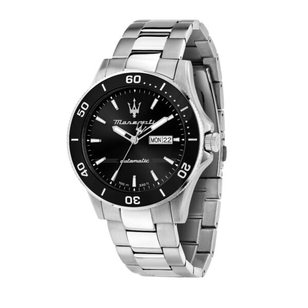 r8823100002-jpg