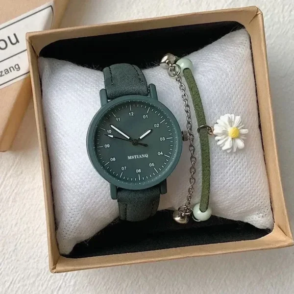 women-luxury-quartz-watch-pu-leather-strap-watches-waterproof-round-dial-retro-bracelet-watch-ladies-girls-3-webp